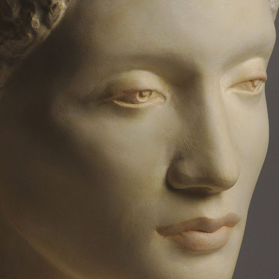 Magali-Nourissat-sculpture-plâtre-beige-visage-femme-la-meilleur-part