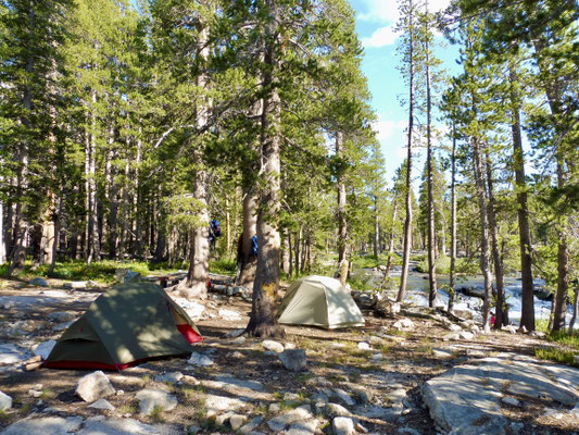 Unser Camp am Bear Creek bei der Lake Italy Trail Junction