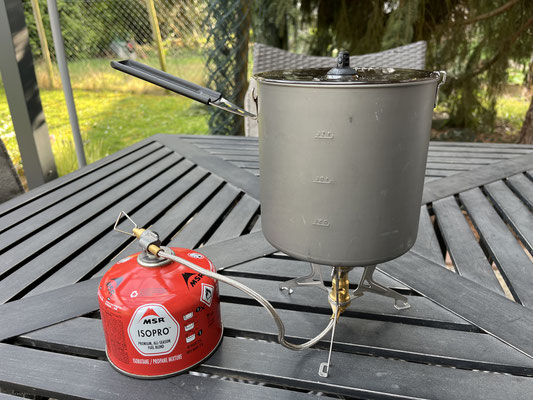 Der MSR Trail Lite 2,0 L steht stabil