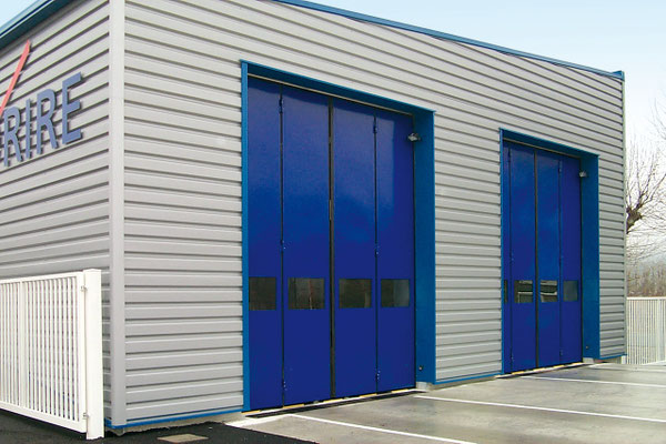 SMF portes bleues accordéon pliante pour le Centre de Contrôles Véhicules (26)