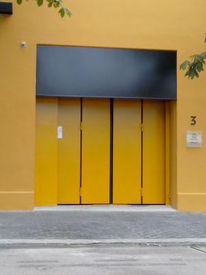 Porte accordéon SMF pliante pour la piscine MOLITOR Paris