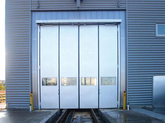 SMF Société Métallurgique du Forez - Fabrication et pose Porte accordéon pliante pour centre de remisage train SNCF (62)