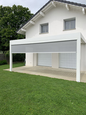 Le concept bioclimatique, c'est se protéger du soleil et des intempéries, ajuster la température des pièces attenantes, créer une ventilation naturelle, régler l'intensité de la lumière.