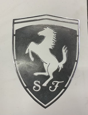 logo ferrari