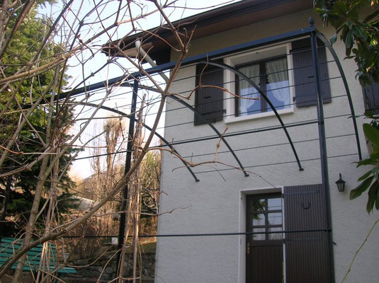fabrication arche de tonnelle pour plante grimpante