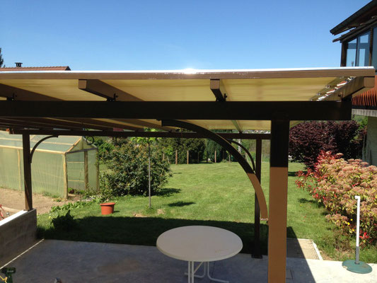 Un large choix de coloris possible pour la structure et  la toile pour un design personnalisé