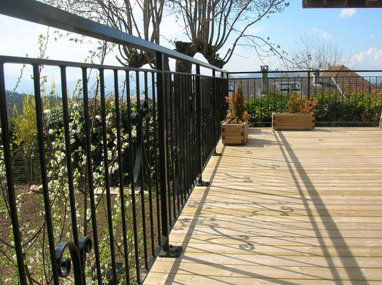 Garde corps terrasse en fer forgé, conception artisanale à Grenoble.