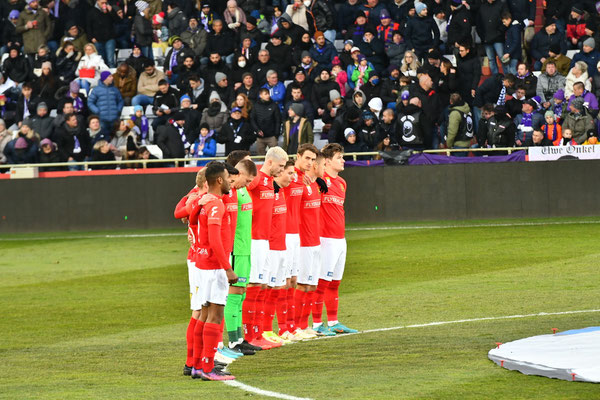 Vor Spielbeginn wurde eine Schweigeminute abgehalten