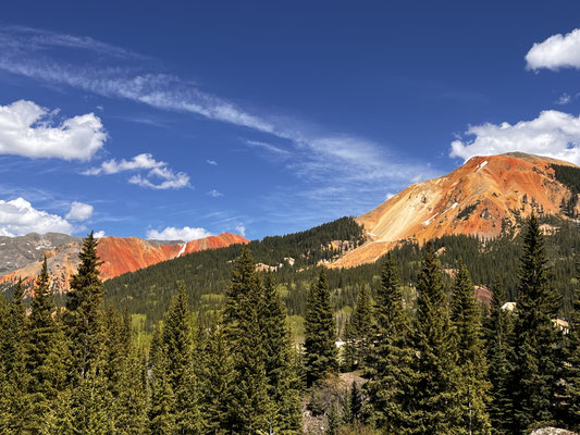 golden Mountain