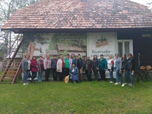 Вчительський колектив. Екскурсія до озера Синевир та села Колочава