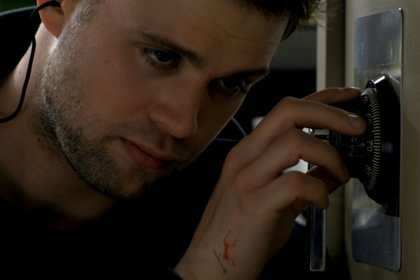 The Piano Tuner (Thriller) | DO 11. bis So. 14. Juni um 20.30 Uhr