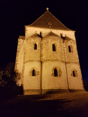 Doppelkapelle, Rest einer umfassenden Burganlage