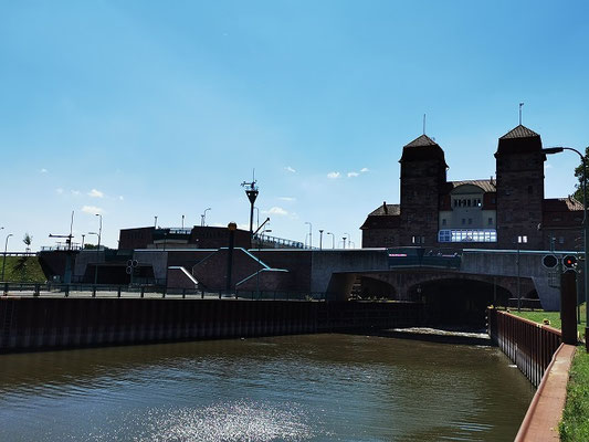 Schachtschleuse