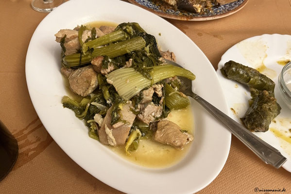 Schwein mit Sellerie