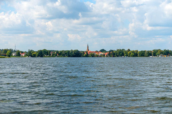 Blick vom KZ-Gelände über den Schwedtsee nach Fürstenberg a.d. Havel