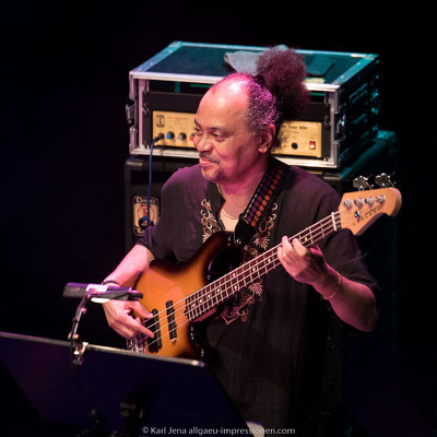 Jean Luc Ponty & Clara Ponty Quartet im Stadttheater in Kempten