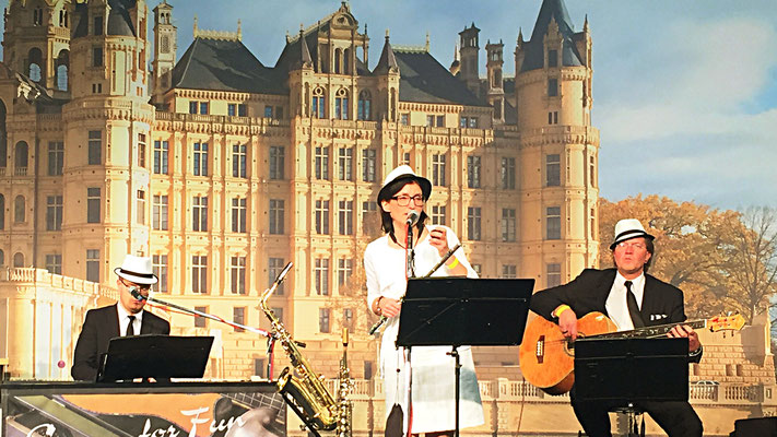 Swing for Fun in der Mecklenburg-Vorpommernhalle der "Grüne Woche" in Berlin