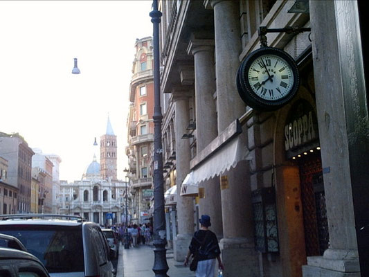 Via Merulana guardando Santa Maria Maggiore, Roma