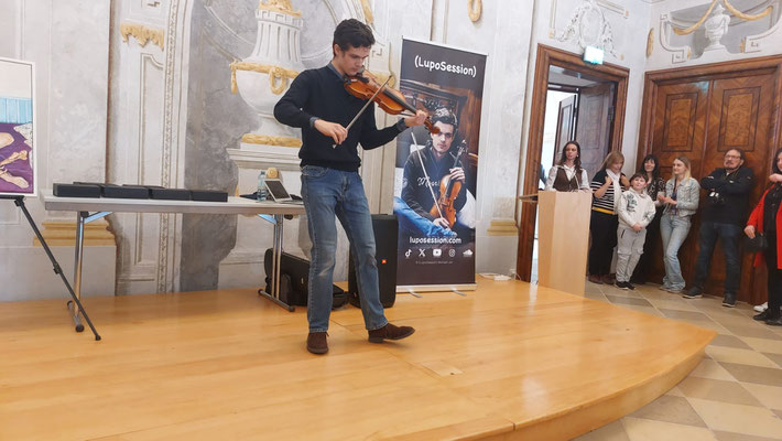 E-Violine sorgen für einen stimmigen Empfang