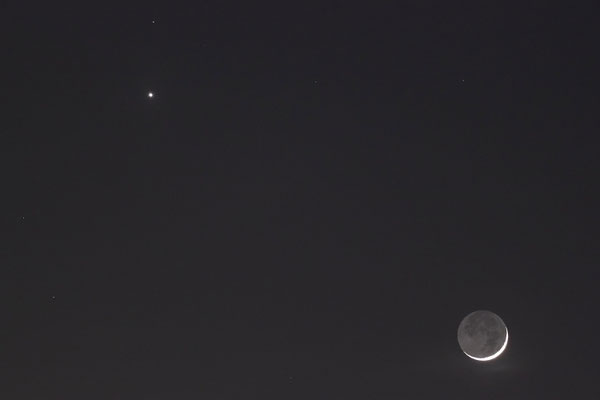 Venus und Mond