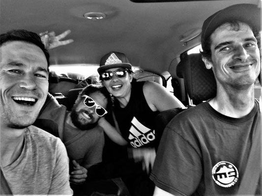 Freunde on the road