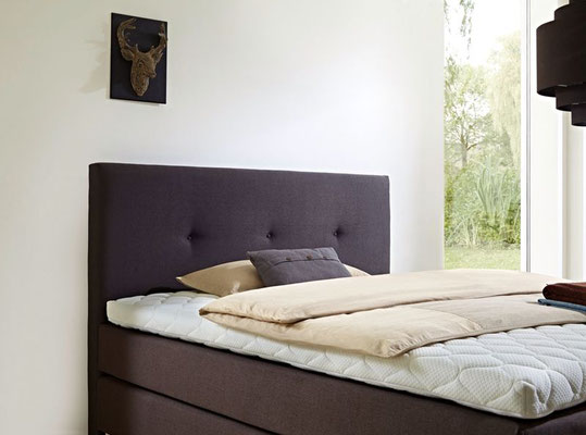 Boxspringbett Welcon Rockstar grau mit Knöpfen