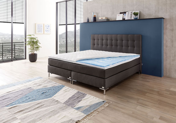 Boxspringbett mit Ergogel Topper und Design Kopfteil