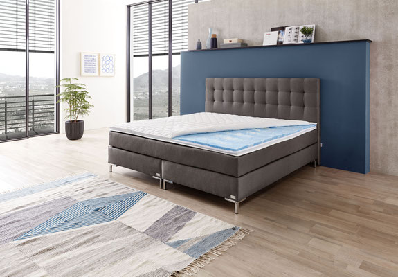 Boxspringbett mit Ergogel Topper und Design Kopfteil