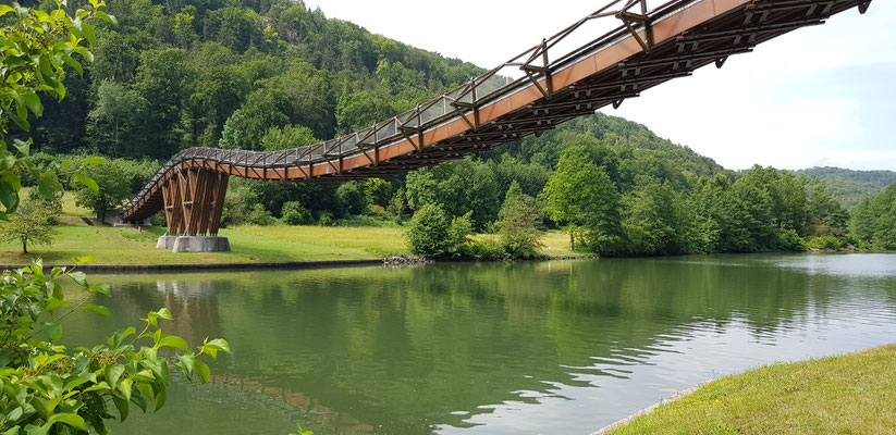 Längste Holzbrücke " Der Tänzelwurm"