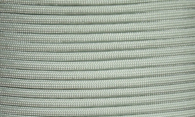 U02 - silver grey