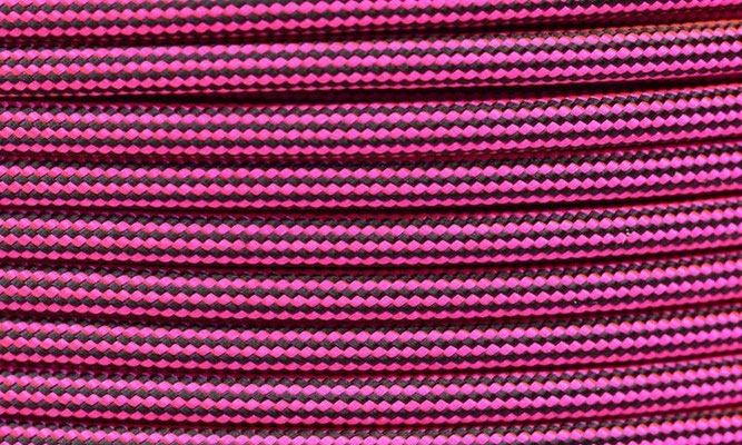 S09 - neon pink / black