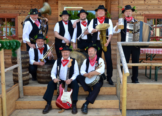 Jetzendorfer Hinterhof Musikanten beim 67. Arlberger Musikfest von 14. bis 16. Juli 2017 in Lech am Arlberg
