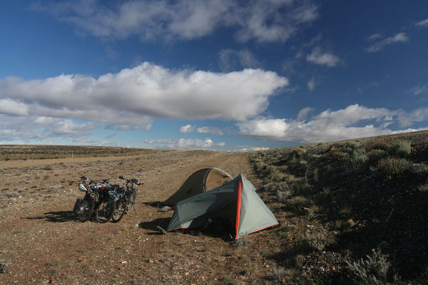 Camp beside Ruta 40 - Patagonia