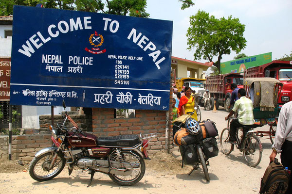Entering Nepal - Sunauli - The Terai