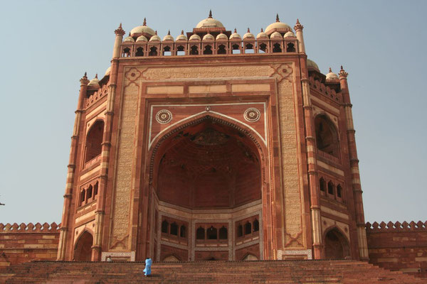 Victory Gate Buland Darwaza at Jama Masjid - Fatehpur Sikri - Uttar Pradesh