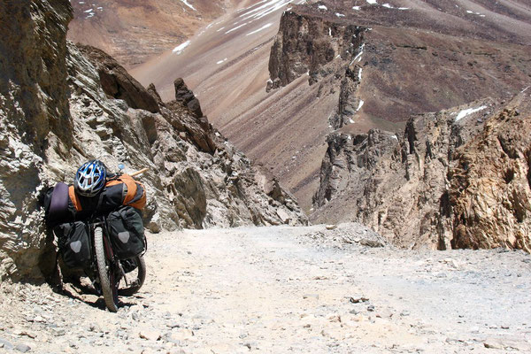 Cycling Manali-Leh-Highway - Himachal Pradesh