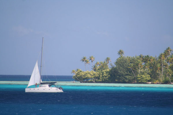 Sailing the lagoon - Bora Bora