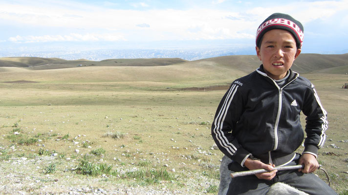 Pass west of Al-Tal 2,750 m - Kyrgyzstan