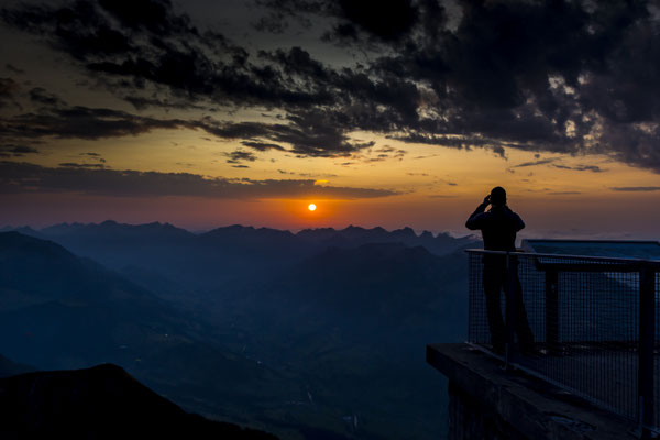 Sunset on Niesen, Berne