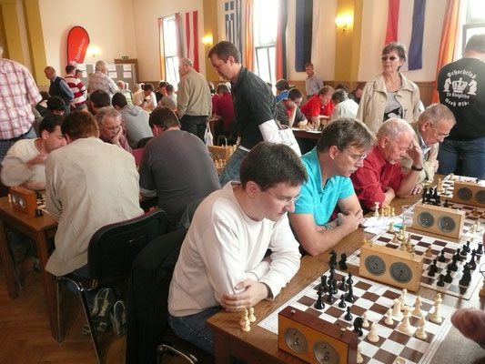 Große Teilnahme beim Schachurnier