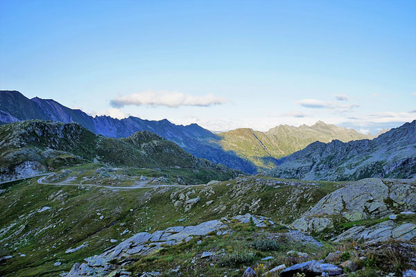 Lago del Narèt Valle Maggia offroad Schweiz Tessin overland expedition 4x4 Natur Alpen Berge wolf78-overland.ch Stausee #landscape #reisen #Urlaub