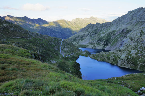 Lago del Narèt Valle Maggia offroad Schweiz Tessin overland expedition 4x4 Natur Alpen Berge wolf78-overland.ch Stausee #landscape #reisen #Urlaub