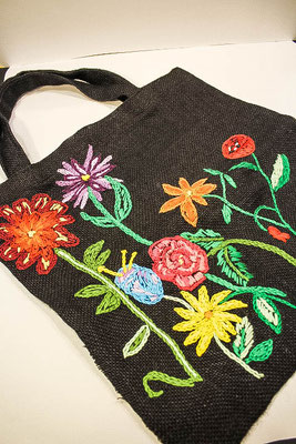 Shopper bag in liuta nera - Blooming - 35€