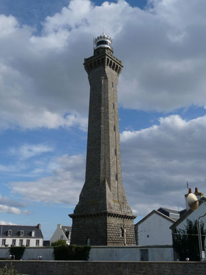 Der höchste und noch in Betrieb stehnde Leuchtturm Phare d'Eckmühl.