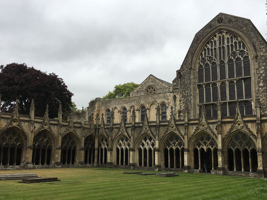 Die Besichtigung der Kathedrale ist angesagt, da es sich um eine der grössten und wichtigsten Kirchen in UK handelt.
