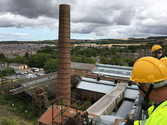 Nach dem Motto: "Von der Spitze zur Basis" besuchen wir südöstlich von Edinburgh das stillgelegte Kohlebergwerk mit dem heutigen "National Mining Museum Scotland".