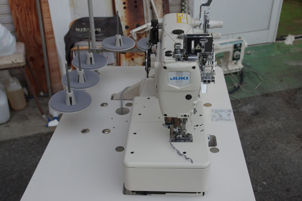 JUKI MF-7723 高速フラットベット両面飾り扁平縫いミシン 工業用ミシン ｻｰﾎﾞﾓｰﾀｰ新品