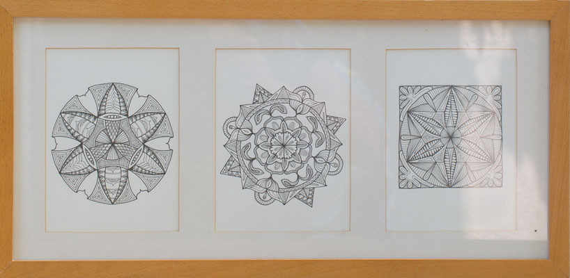 Die Quadratur des Kreises - Fineliner auf Papier, 14,8x21 cm, 2023, K. Kölzer - VERKAUFT