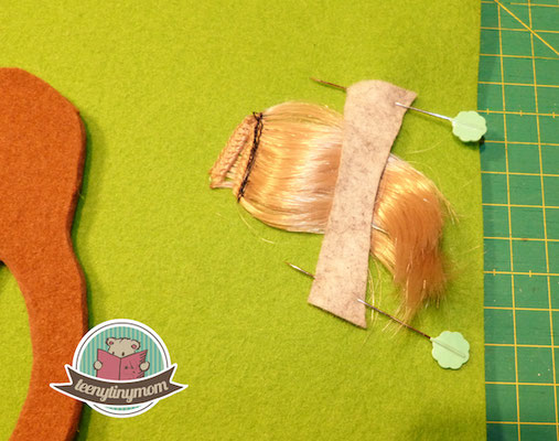 for the pony tail I didn't use Tapetenband, but a piece of felt