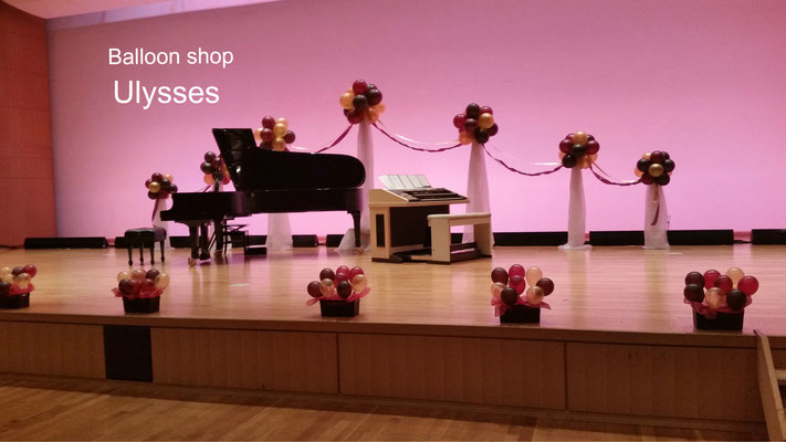茨城県つくば市バルーンショップユリシス　バルーンアート　土浦市　生涯学習センター　ウララ　ピアノの発表会　ステージバルーン装飾